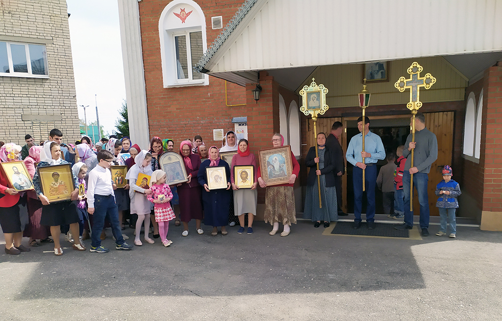Празднование Антипасхи в Никольском храме