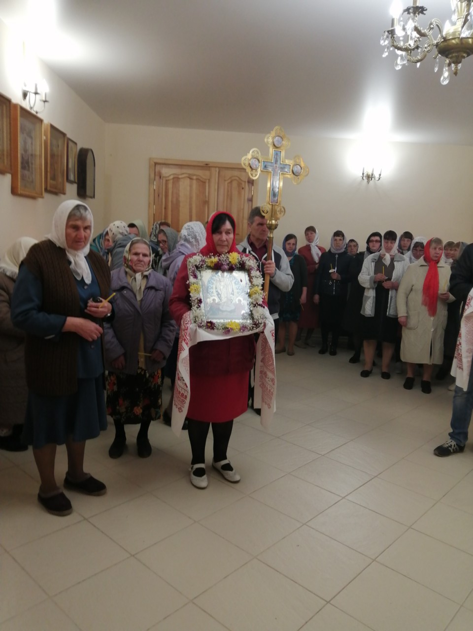 Иерей Сергий Беляков возглавил Пасхальную службу в Михайло-Архангельском молитвенном доме в с.Павло-Куракино 