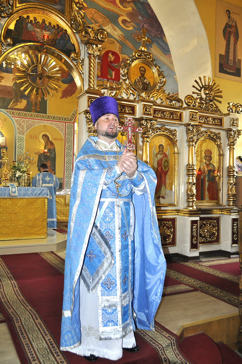 Празднование Казанской иконе Божией Матери