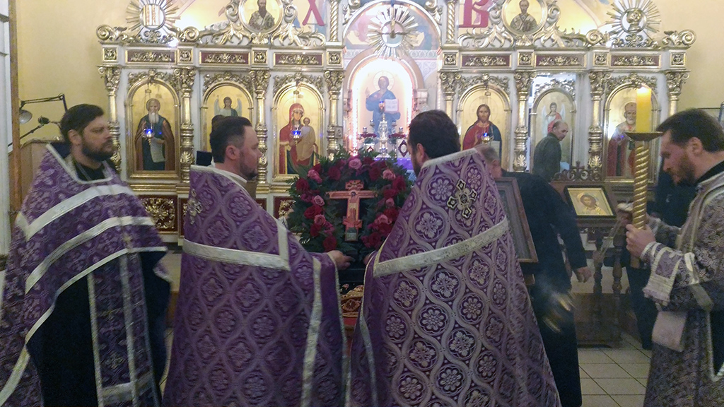 Всенощное бдение в канун Крестопоклонной Недели