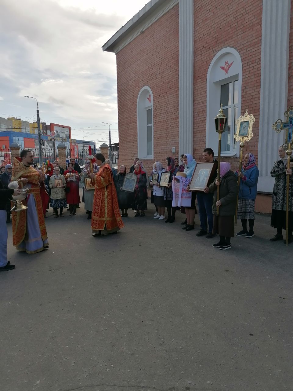 Богослужение во вторник Светлой седмицы 