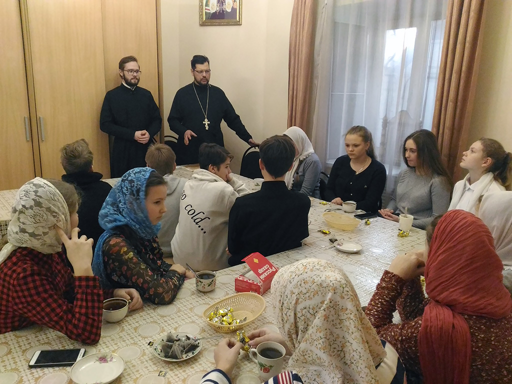Собрание молодежного актива храма