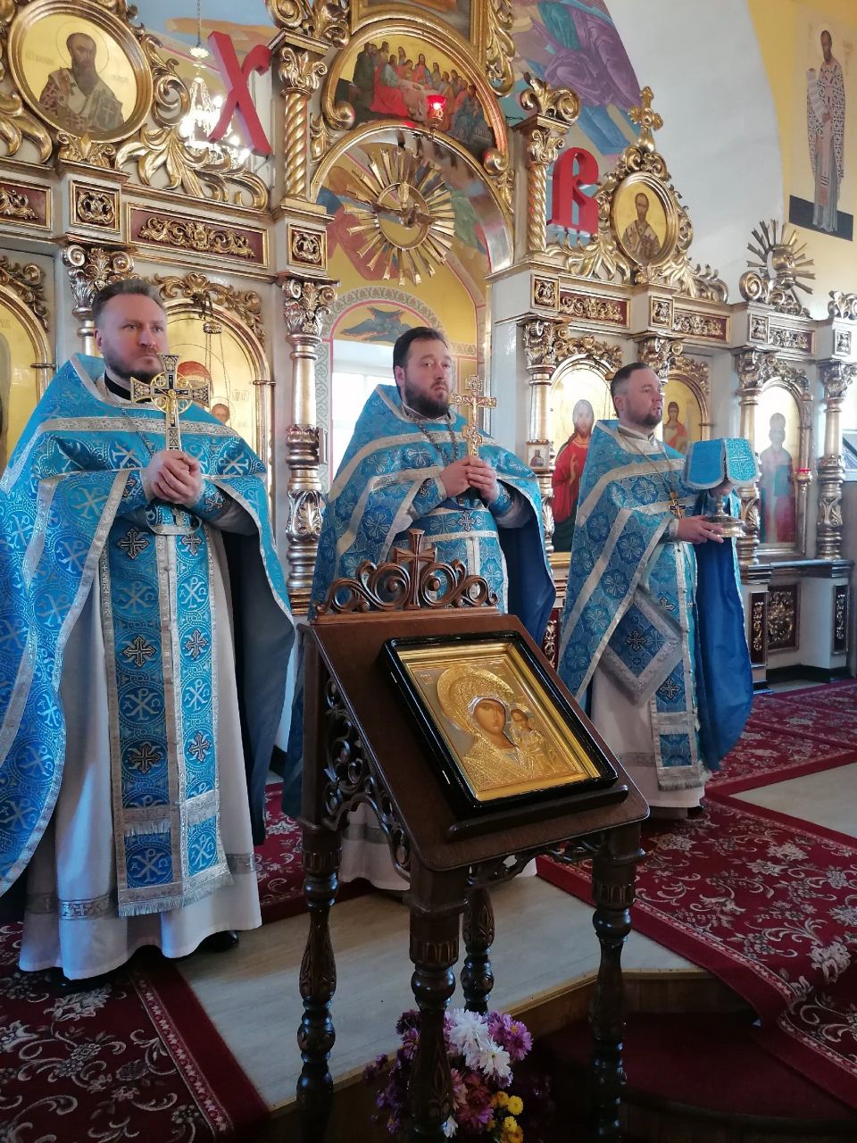 Празднование Казанской иконы Божией Матери