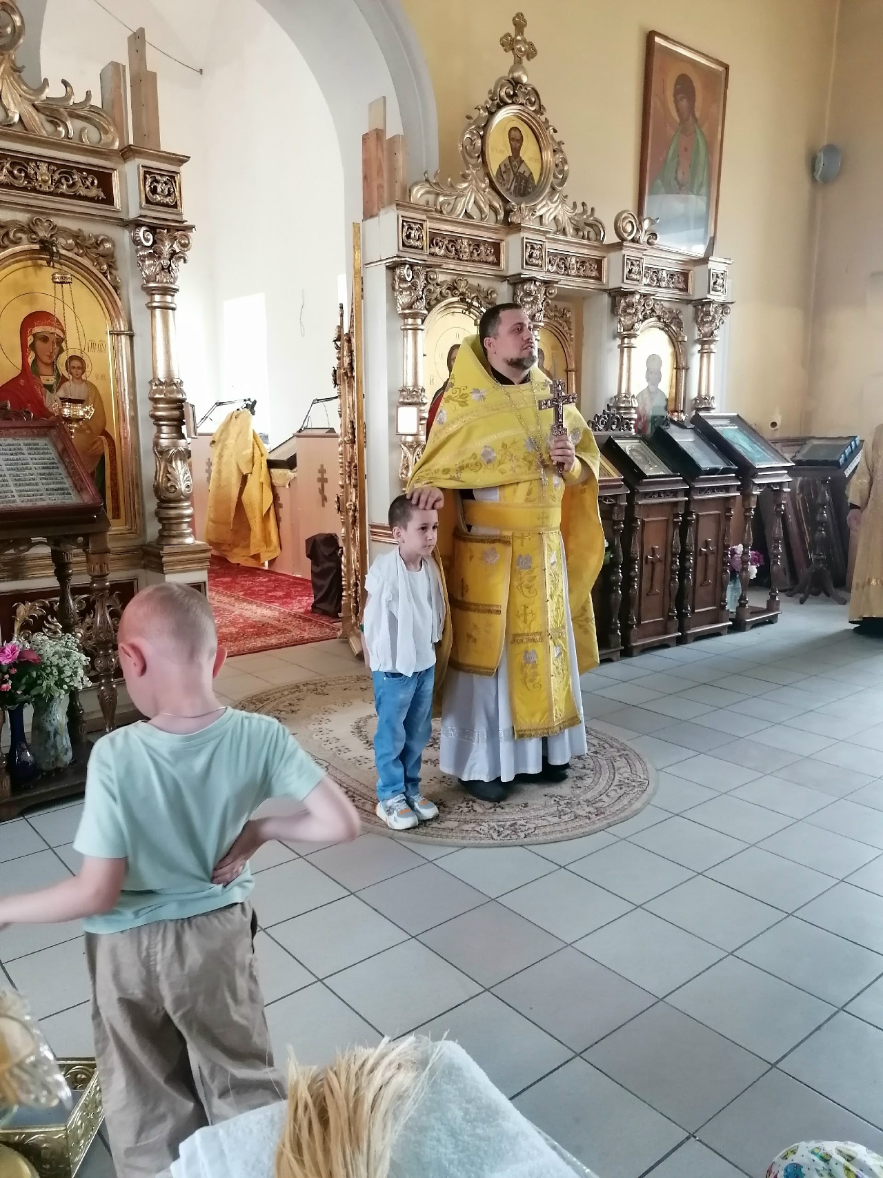 Неделя Всех святых в земле Русской просиявших