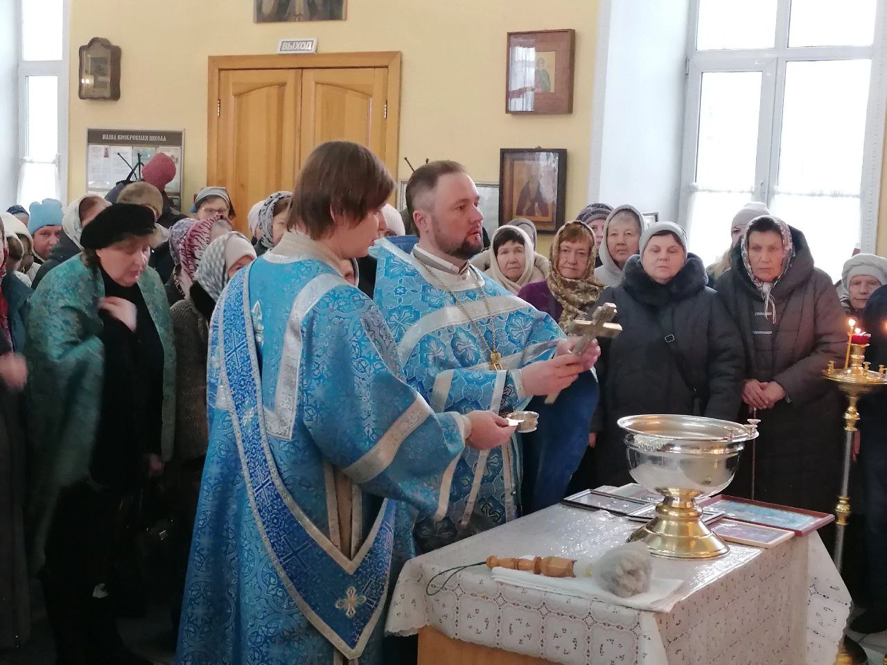 Празднование Введение во храм Пресвятой Богородицы