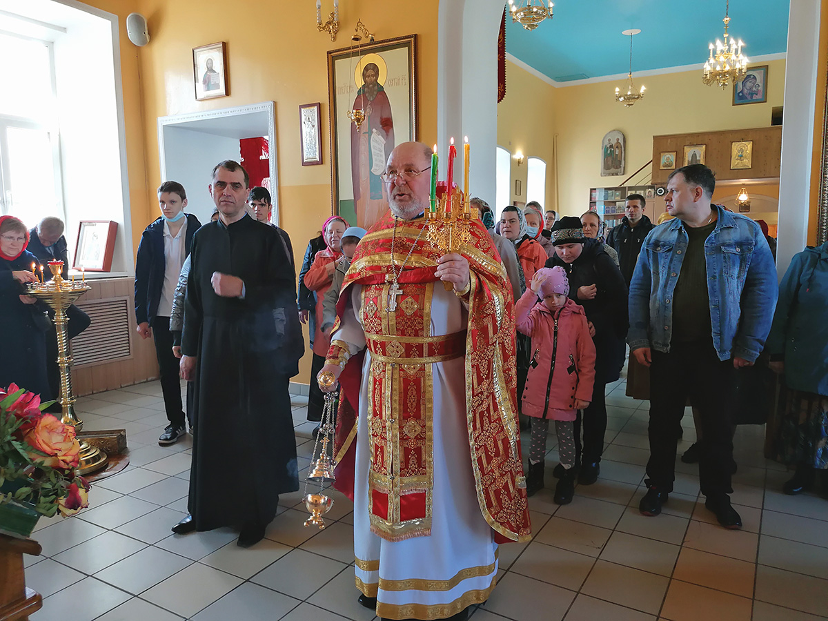 Литургия в четверг Светлой седмицы