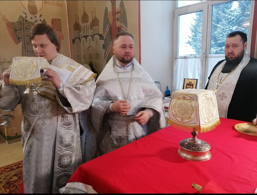 Богослужения в праздник Обрезание Господне