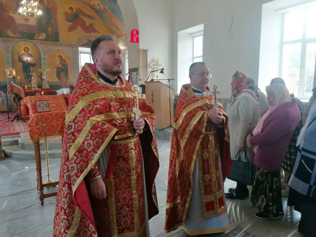 Богослужения в День Победы