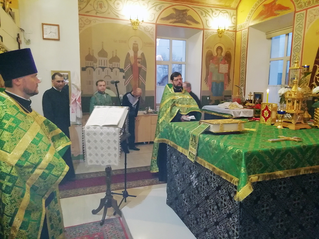 Всенощное бдение в канун праздника Входа Господня в Иерусалим