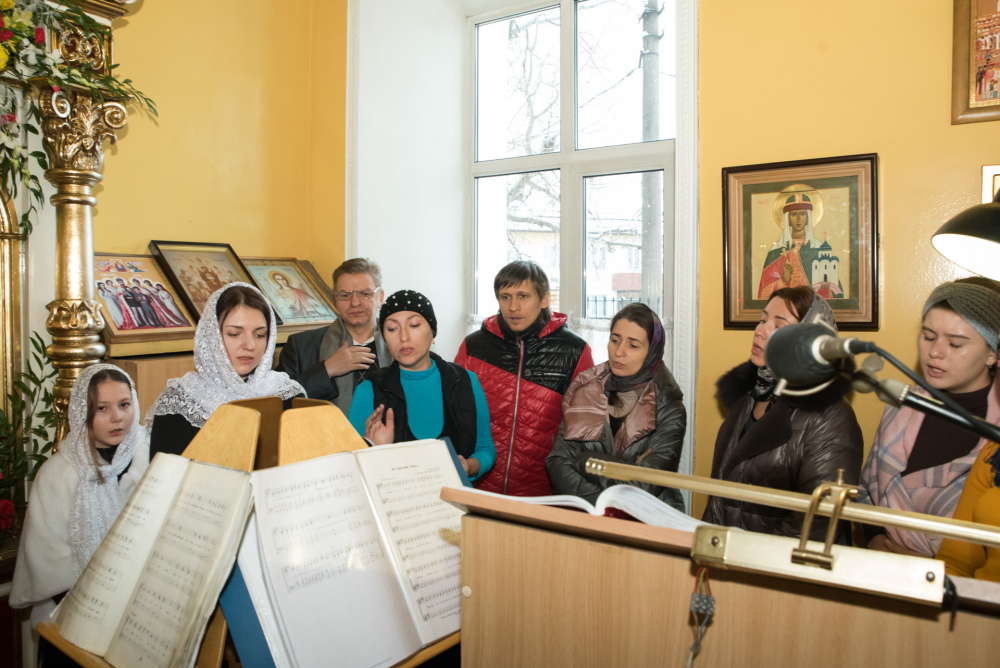В день памяти святителя Николая Чудотворца митрополит Серафим совершил литургию в нашем храме