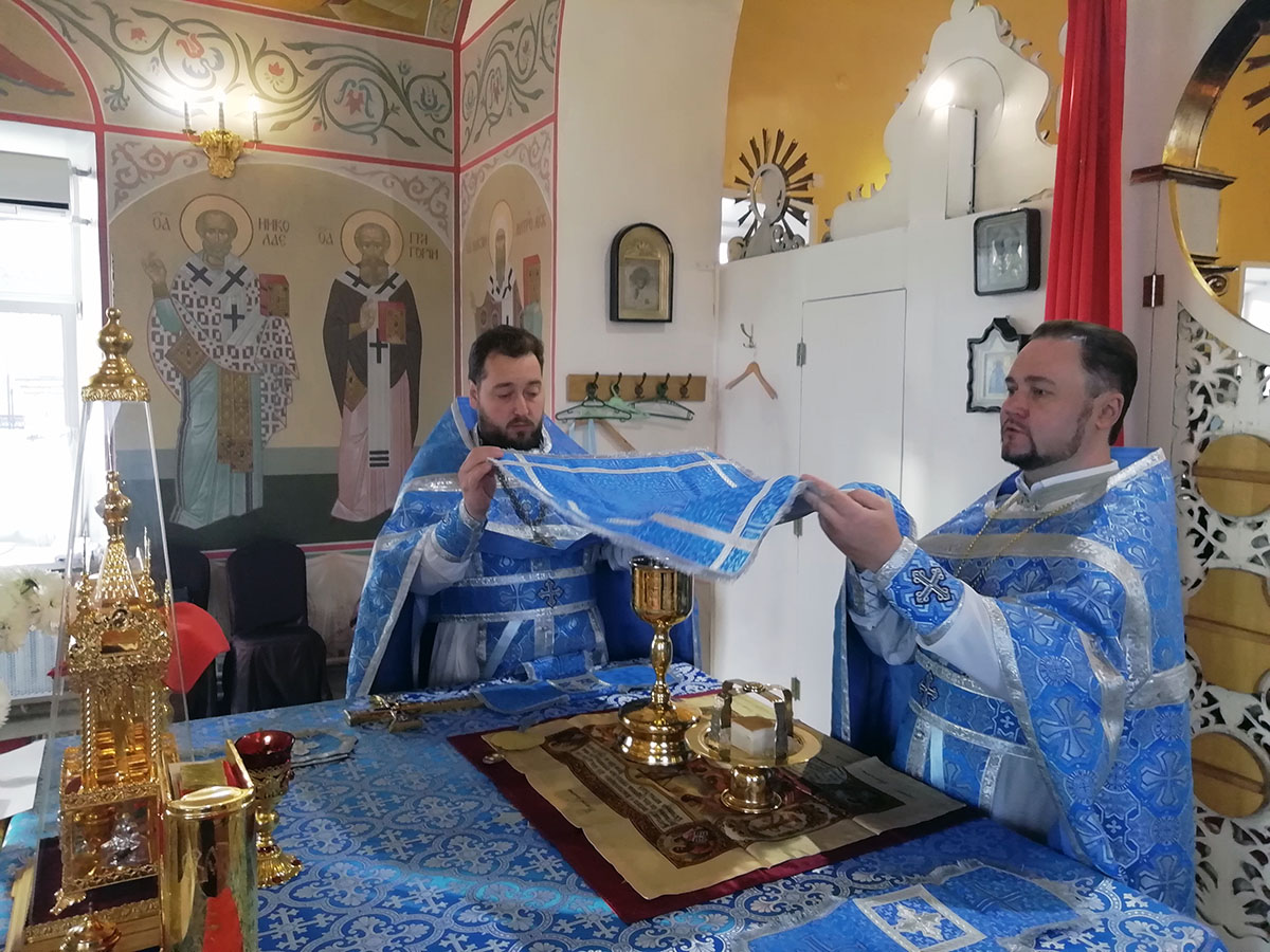 Празднование Казанской иконы Божией Матери