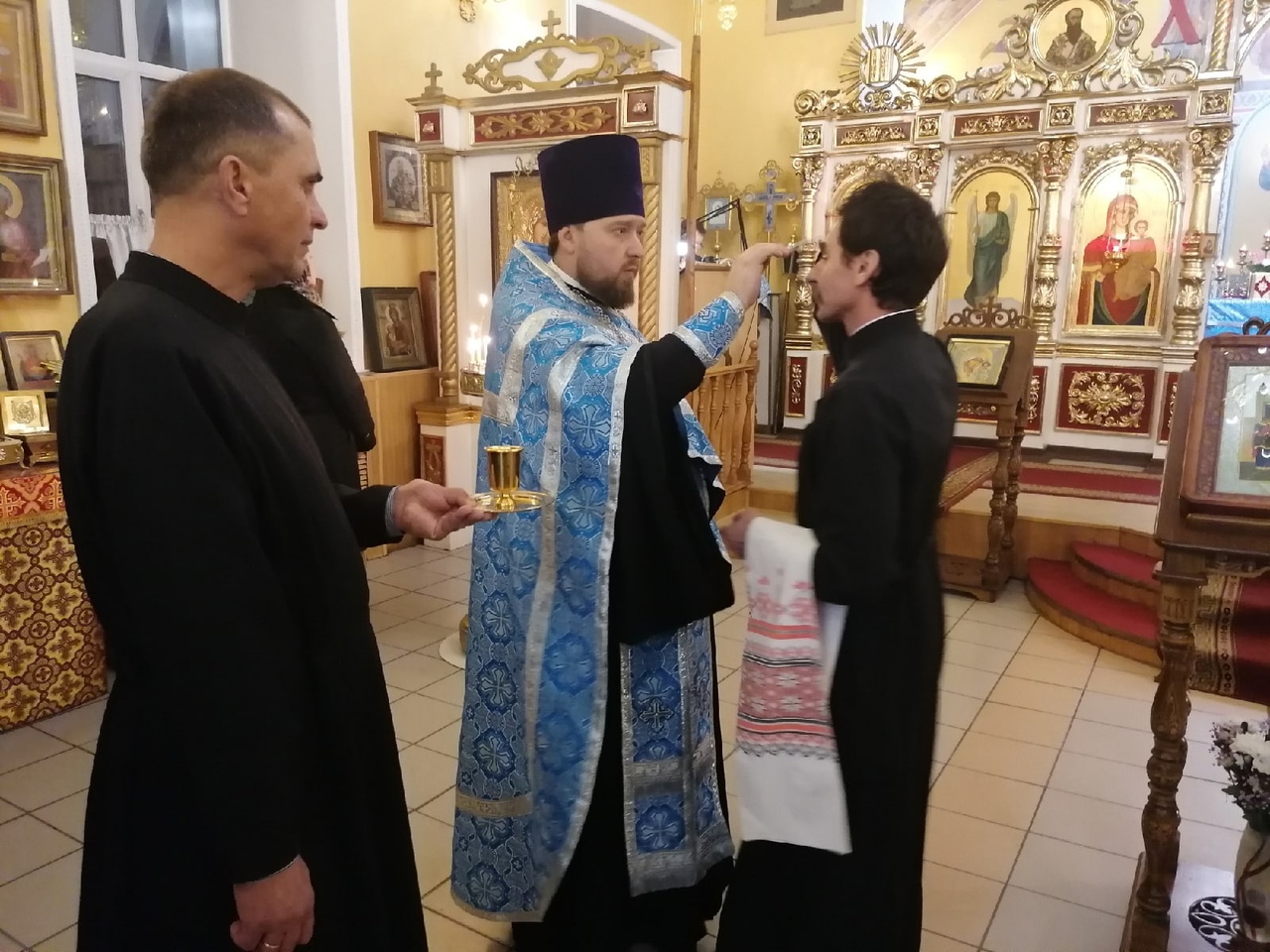 Всенощное бдение в канун празднования Введения во храм Пресвятой Богородицы