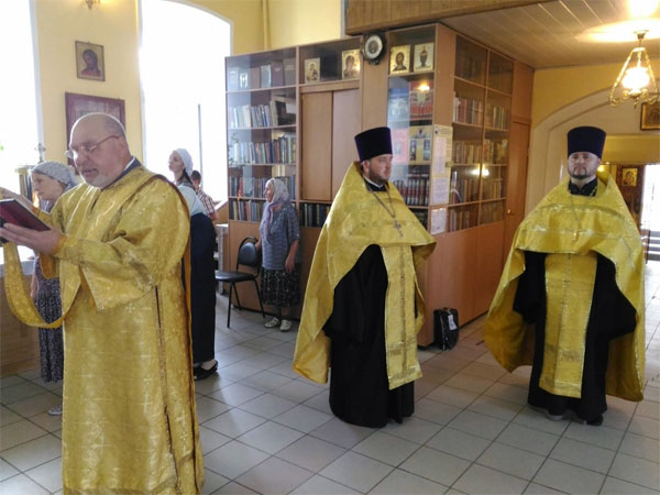 Великий праздник славных и всехвальных первоверховных апостолов Петра и Павла