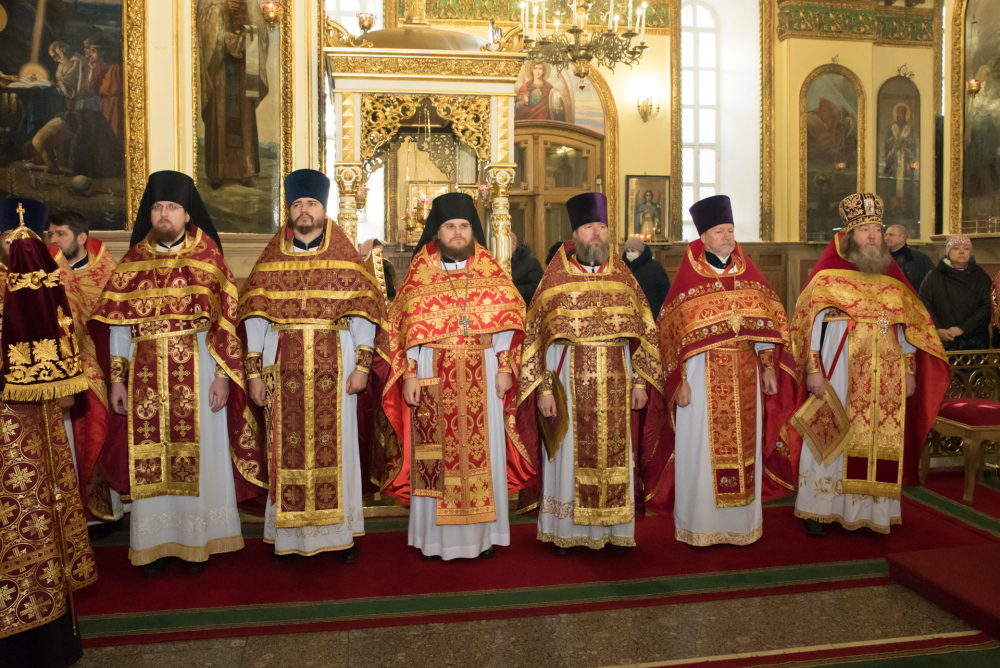 В праздник Собора новомучеников и исповедников Церкви Русской митрополит Серафим принял поздравления с днем Ангела