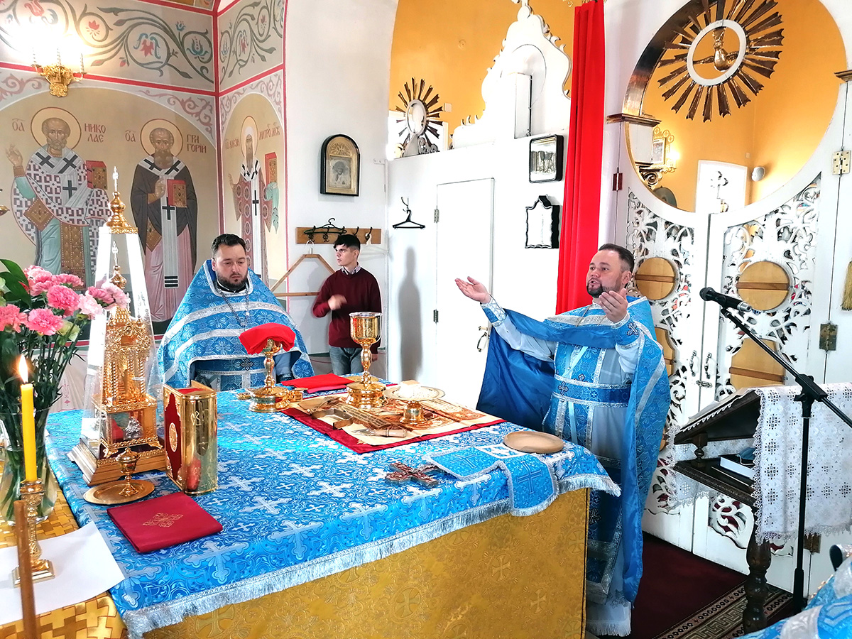 Праздник Покров Пресвятой Богородицы