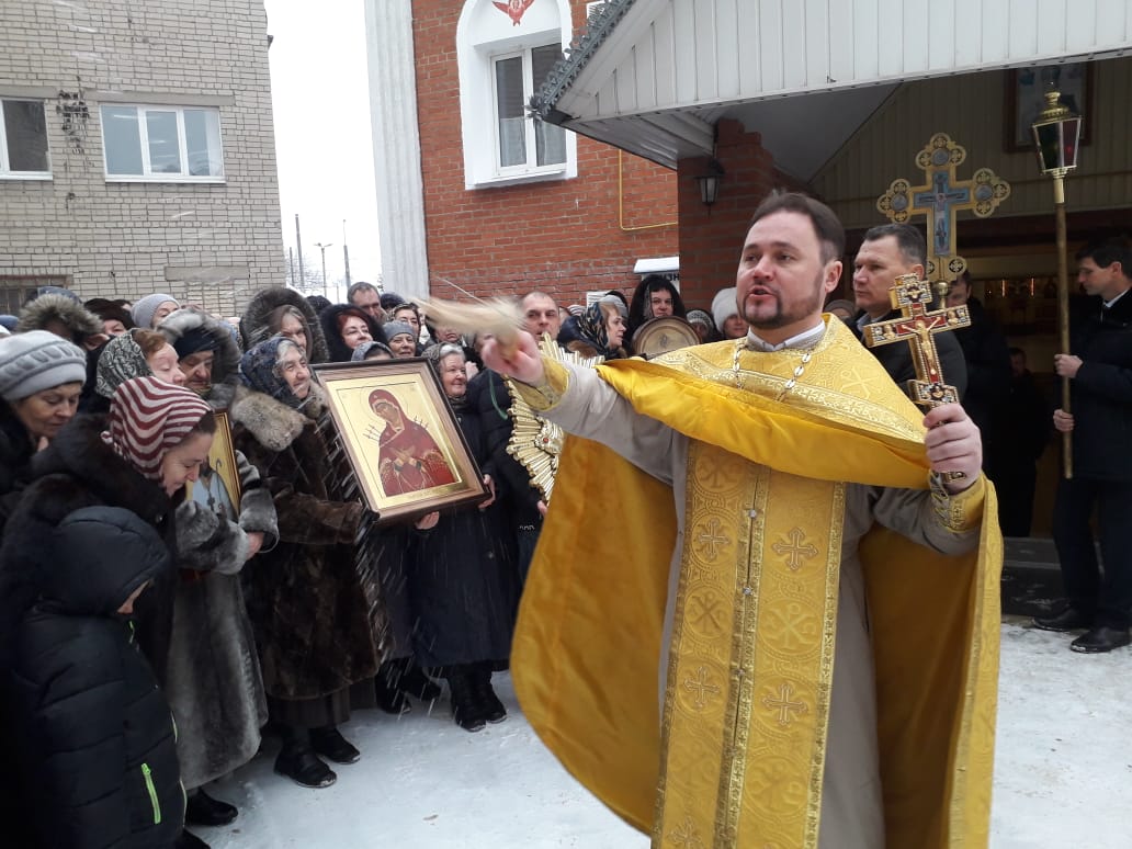 Престольный праздник нашего храма в честь святителя Николая, архиепископа Мир Ликийских, чудотворца