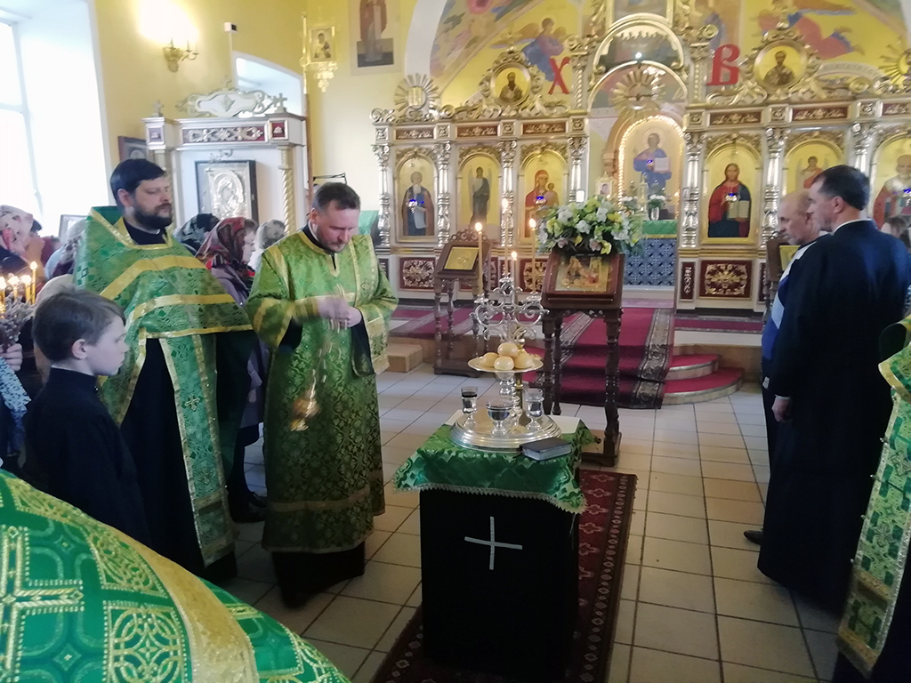 Всенощное бдение в канун праздника Входа Господня в Иерусалим