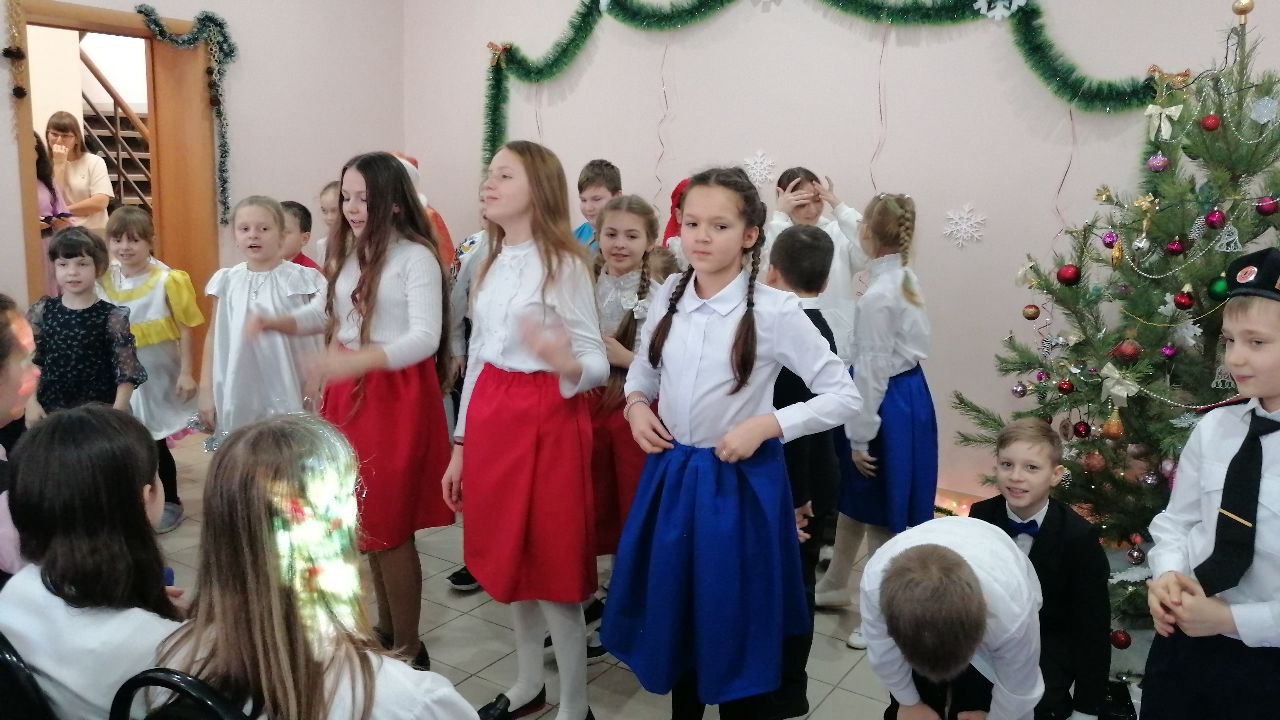 В воскресной школе состоялся Рождественский утренник