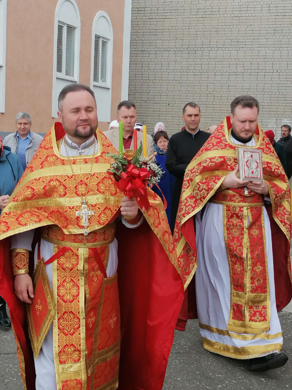  В четверг  Светлой седмицы протоиерей Александр Филиппов совершил Божественную литургию
