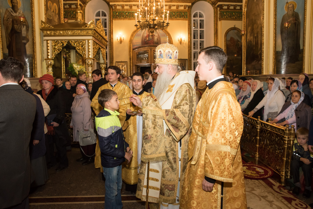 В канун дня памяти святителя Иннокентия Пензенского митрополит Серафим и архипастыри из соседних регионов совершили всенощное бдение в Успенском кафедральном соборе