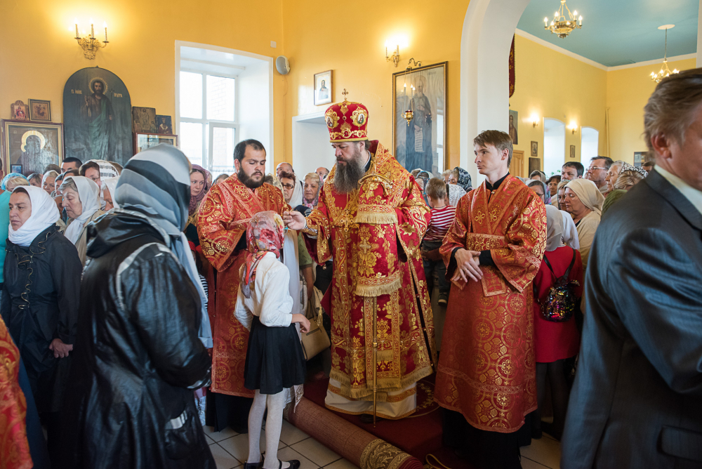 Митрополит Серафим совершил всенощное бдение в нашем храме