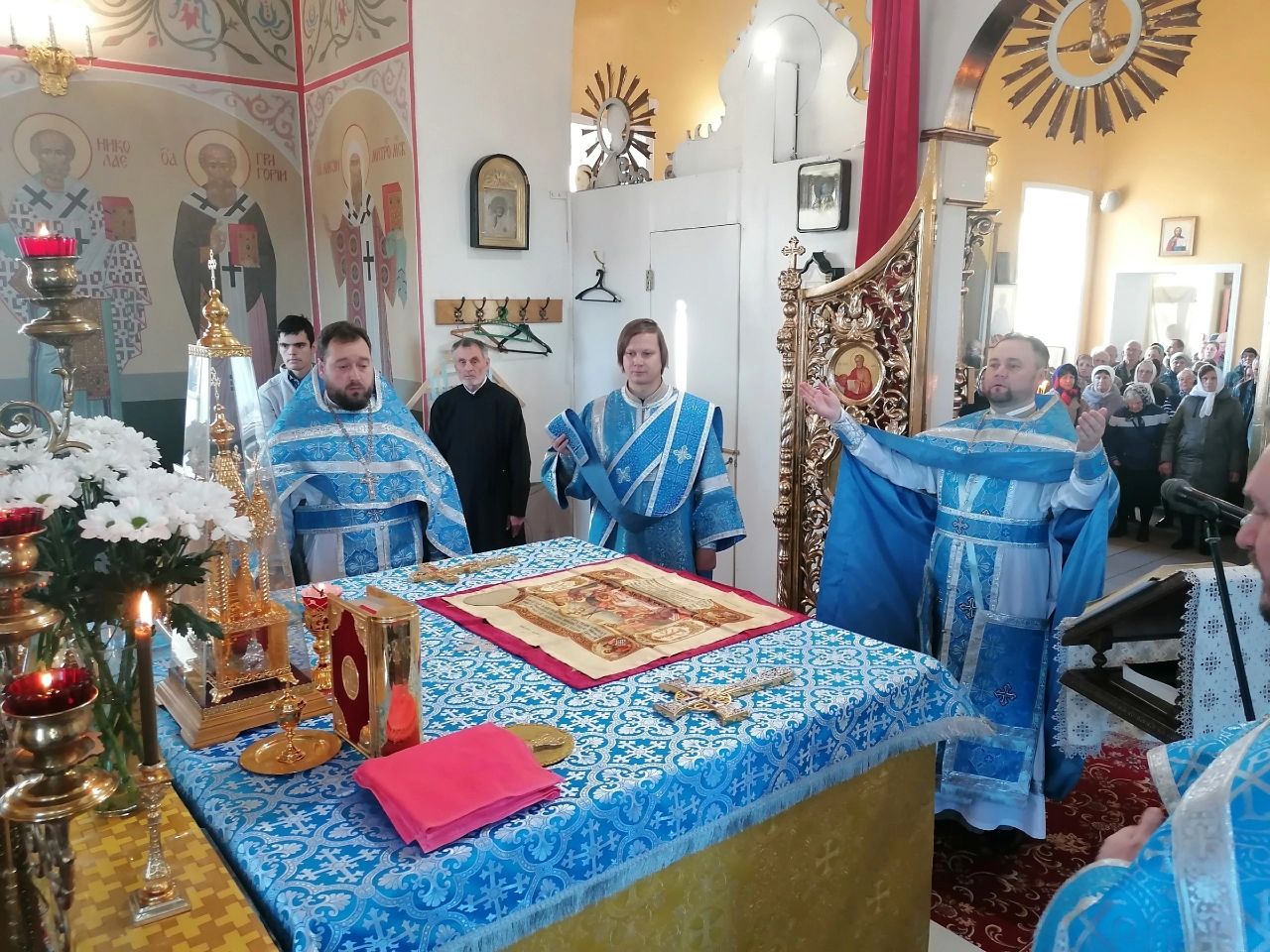 Празднование Казанской иконы Божией Матери