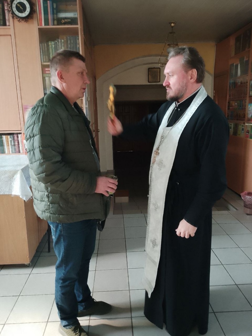 Иерей Сергий Карасёв встретился с представителем патриотического клуба "Рокот-Пенза"
