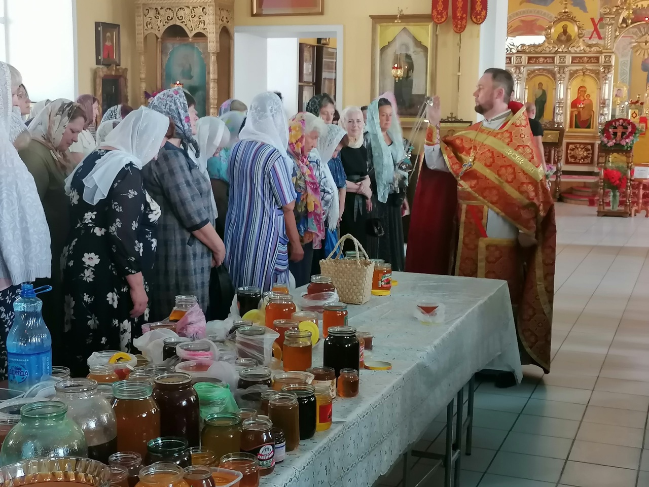 Празднование Происхождение Честных Древ Животворящего Креста Господня