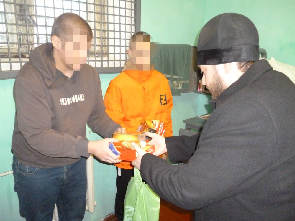 В дни рождественских праздников протоиерей Антоний Шварев встретился с несовершеннолетними, содержащимися в следственном изоляторе