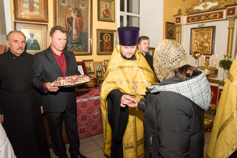 В канун престольного праздника митрополит Серафим совершил всенощное бдение в нашем храме