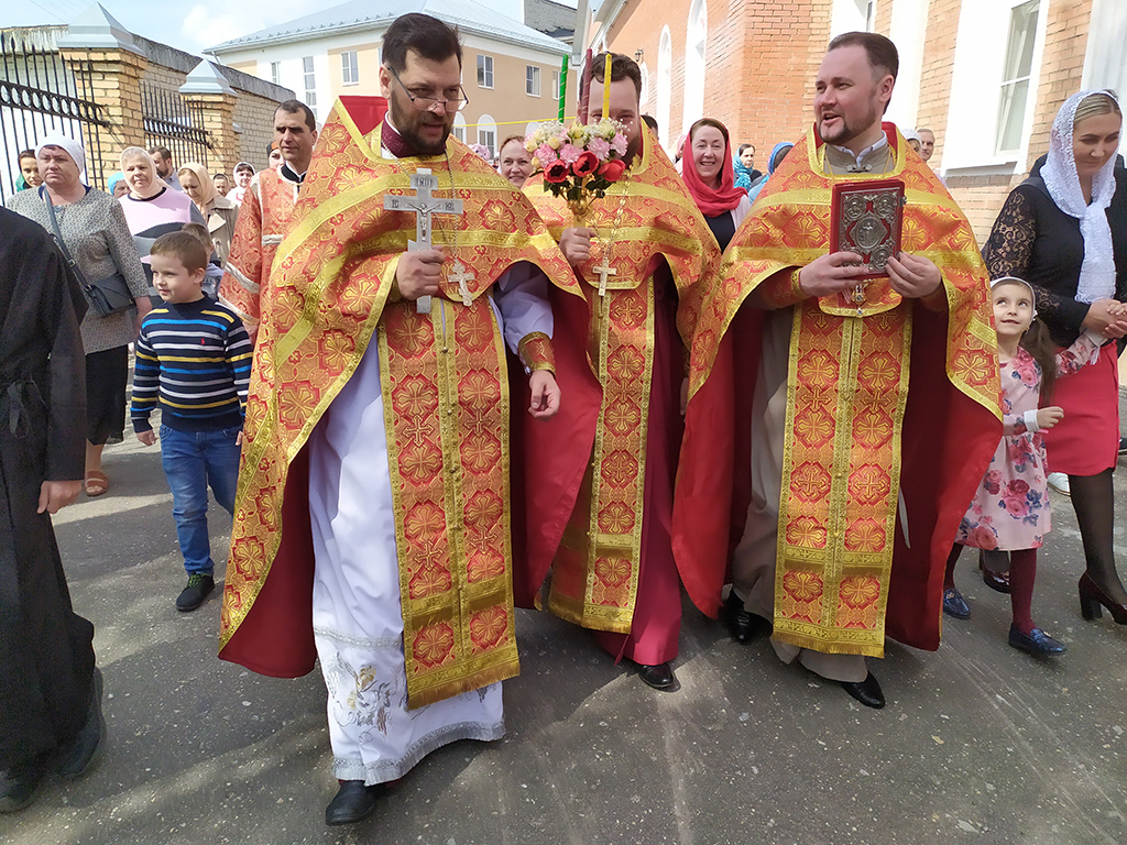 Празднование Антипасхи в Никольском храме