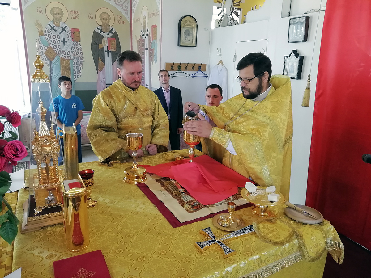 Праздник явлению иконы Пресвятой Богородицы во граде Казани