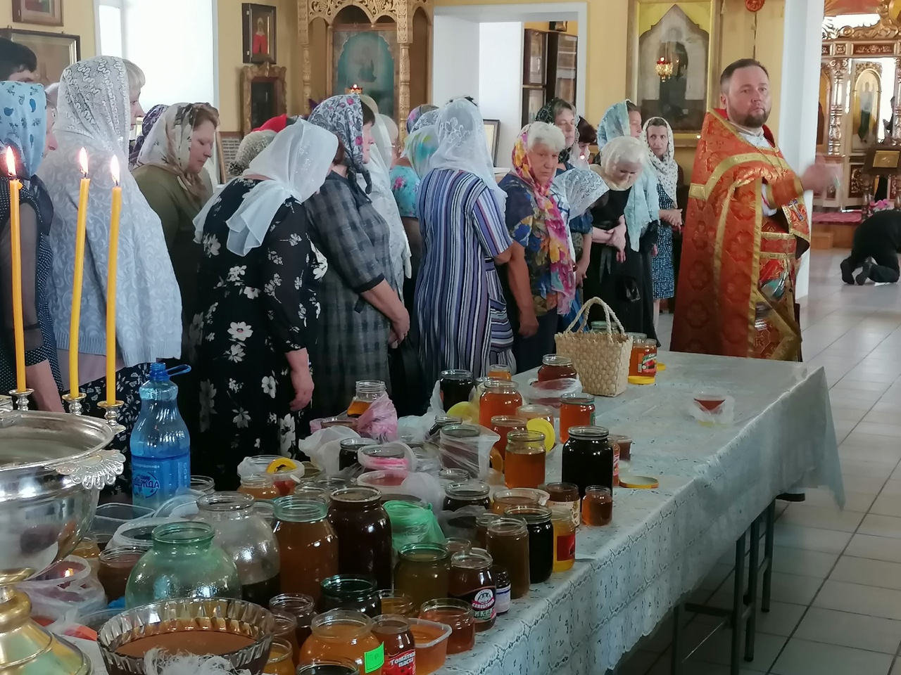 Празднование Происхождение Честных Древ Животворящего Креста Господня