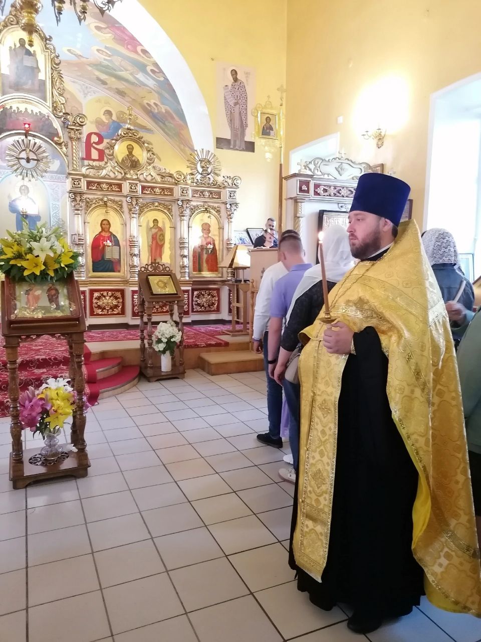 Всенощное бдение в канун праздника первоверховных апостолов Петра и Павла 