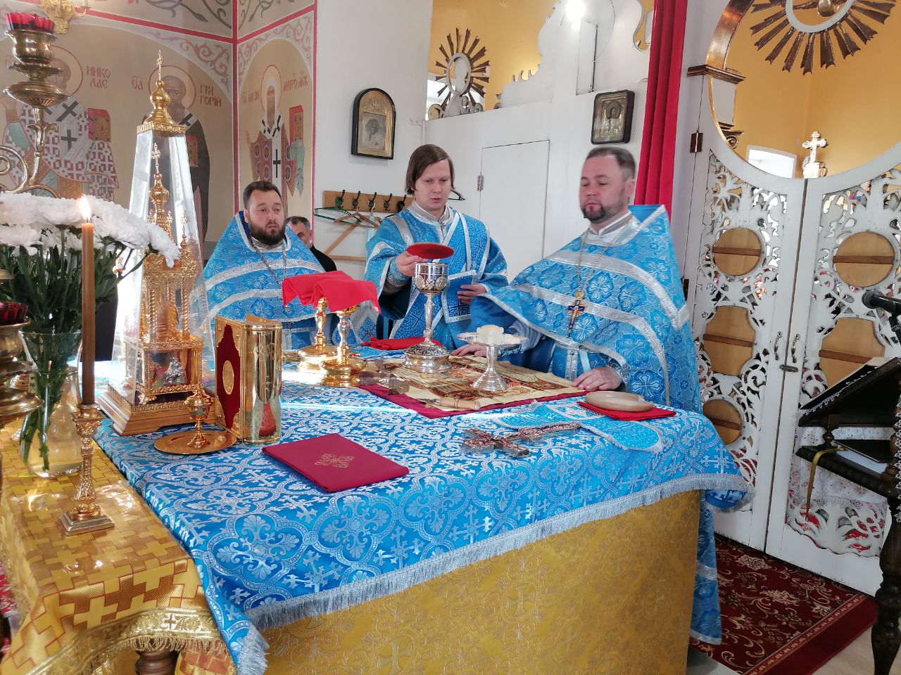 Праздник Покров Пресвятой Богородицы
