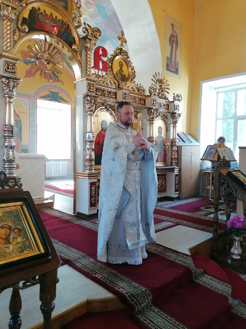 Троицкая родительская суббота