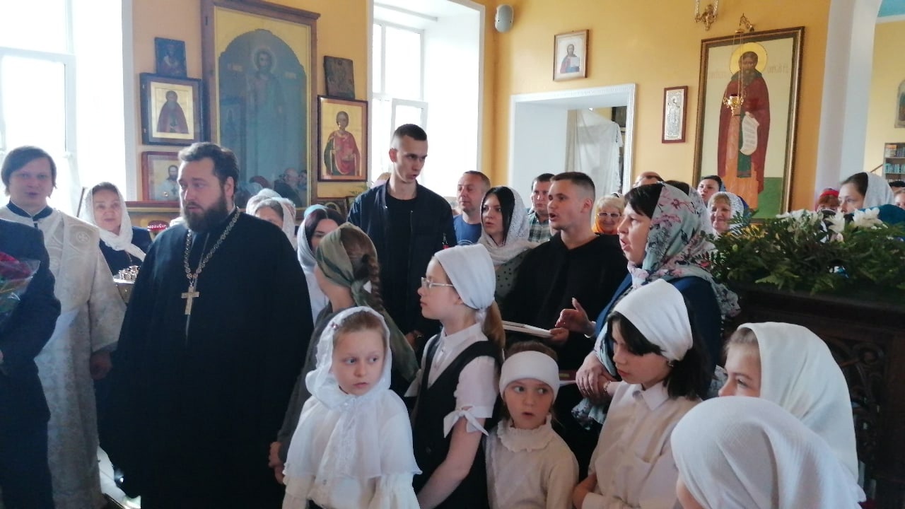 Поздравление с Днём рождения настоятеля протоиерея Александра Филиппова