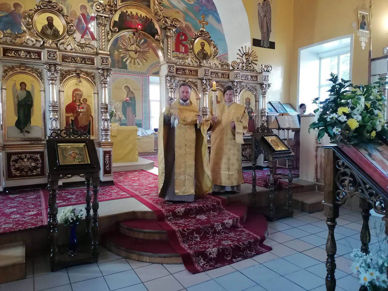 Всенощное бдение в канун праздника первоверховных апостолов Петра и Павла