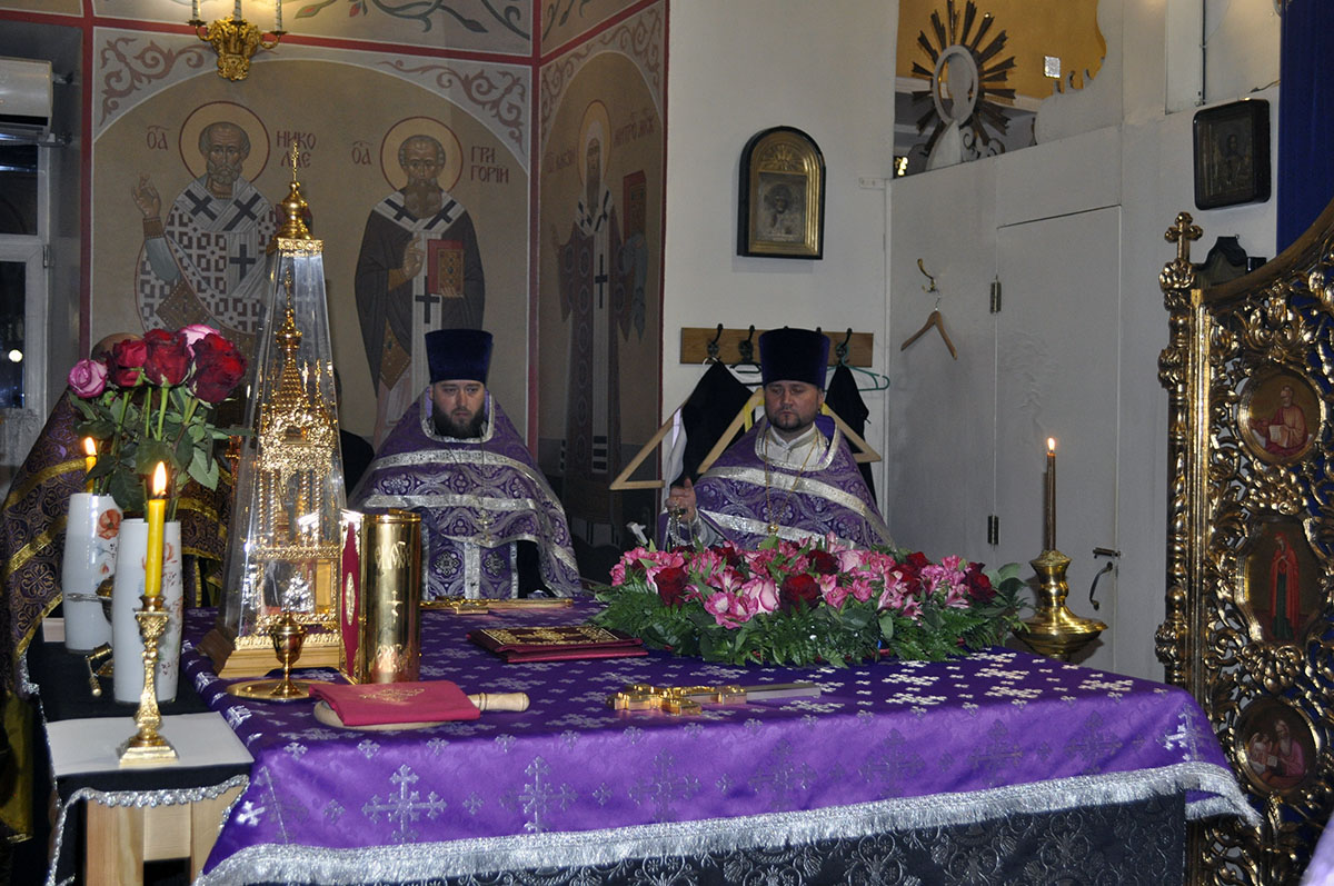 Всенощное бдение в канун Крестопоклонной Недели