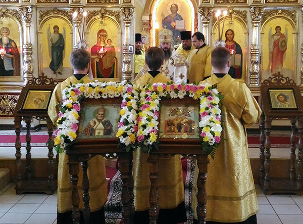 Всенощное бдение архиерейским чином накануне престольного праздника нашего храма