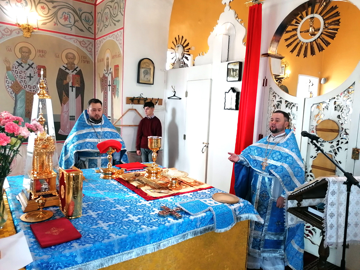 Праздник Покров Пресвятой Богородицы