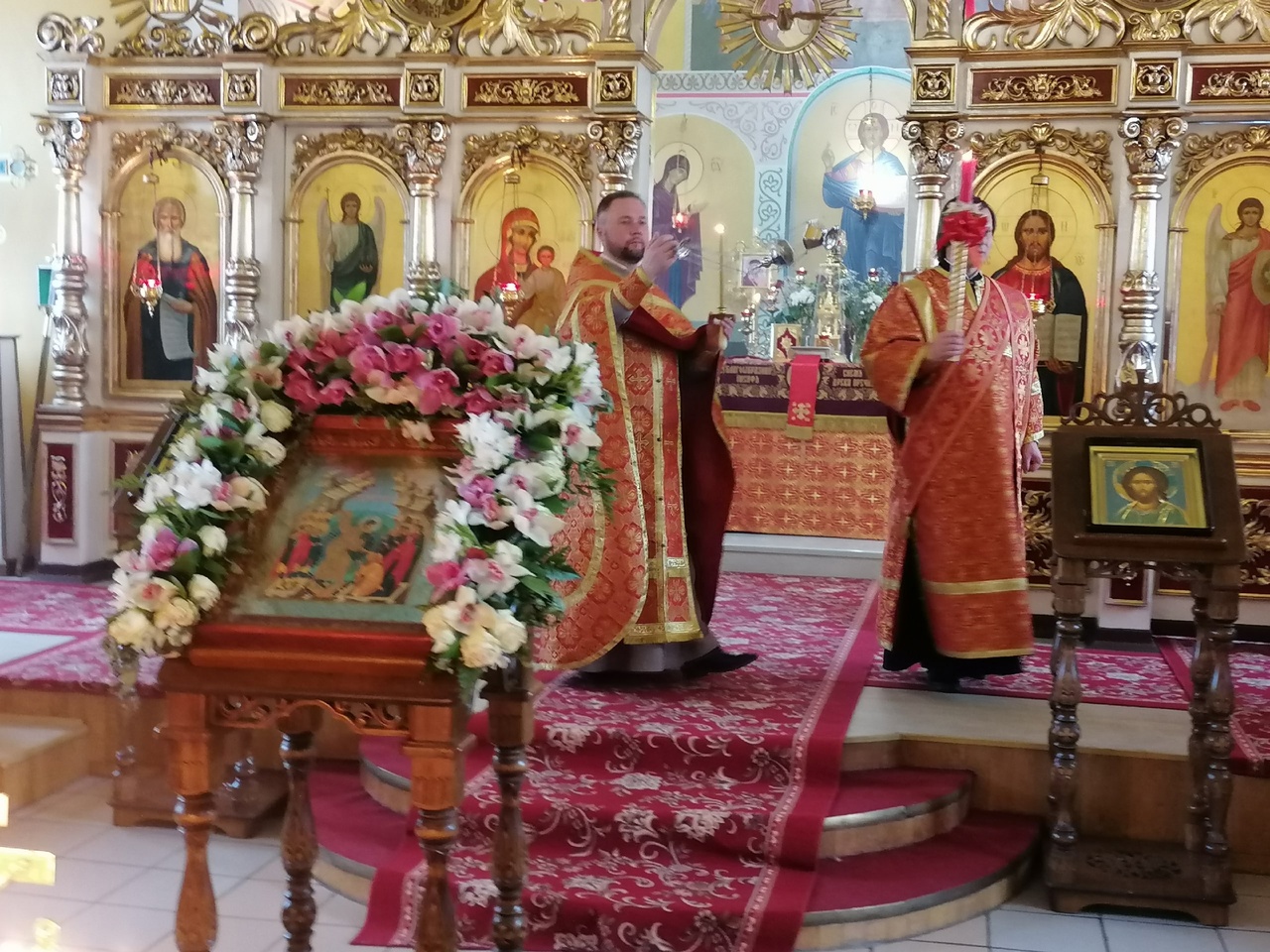 Празднование Радоницы в нашем храме