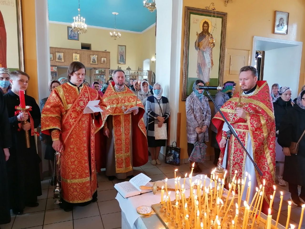 Празднование Радоницы в нашем храме