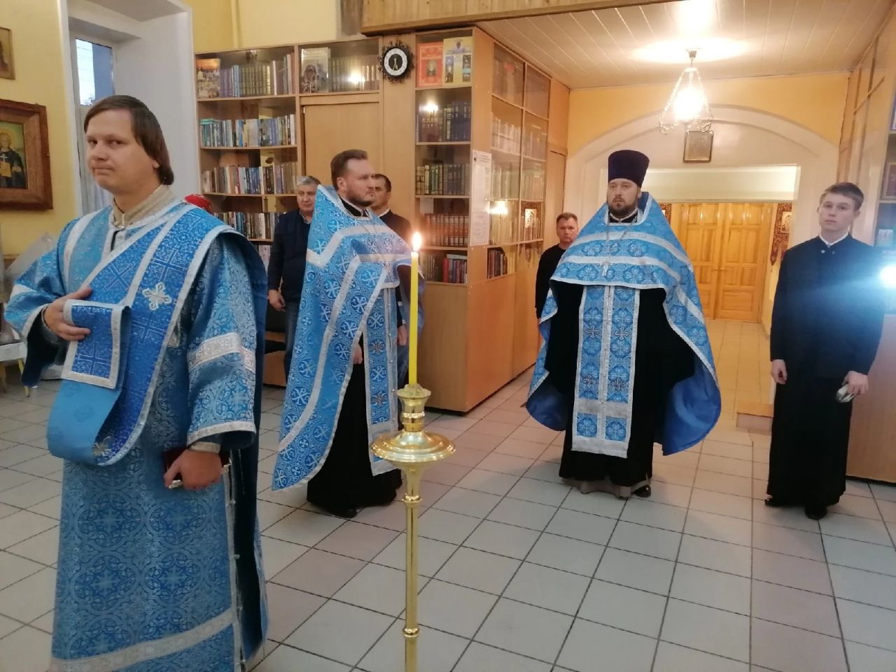 Всенощное бдение в канун праздника Покрова Пресвятой Богородицы 