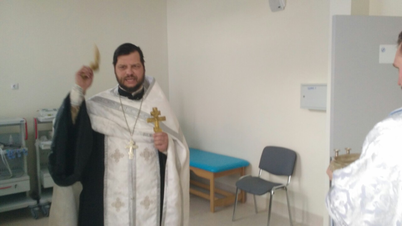 Священник Сергий Беляков совершил водосвятный молебен в перинатальном центре города Пензы