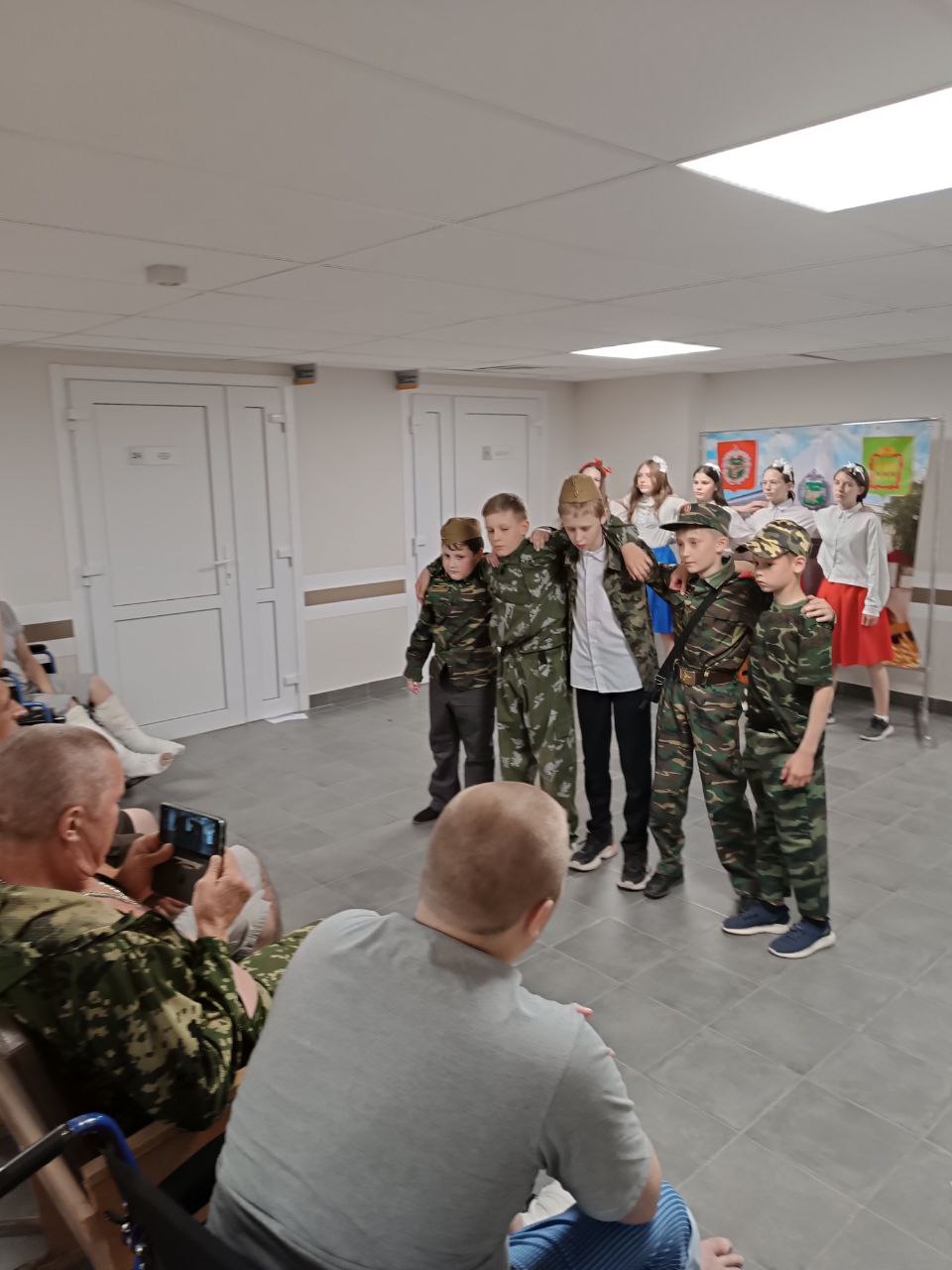 Воспитанники воскресной школы Никольского храма г.Пензы провели концерт для раненых военнослужащих
