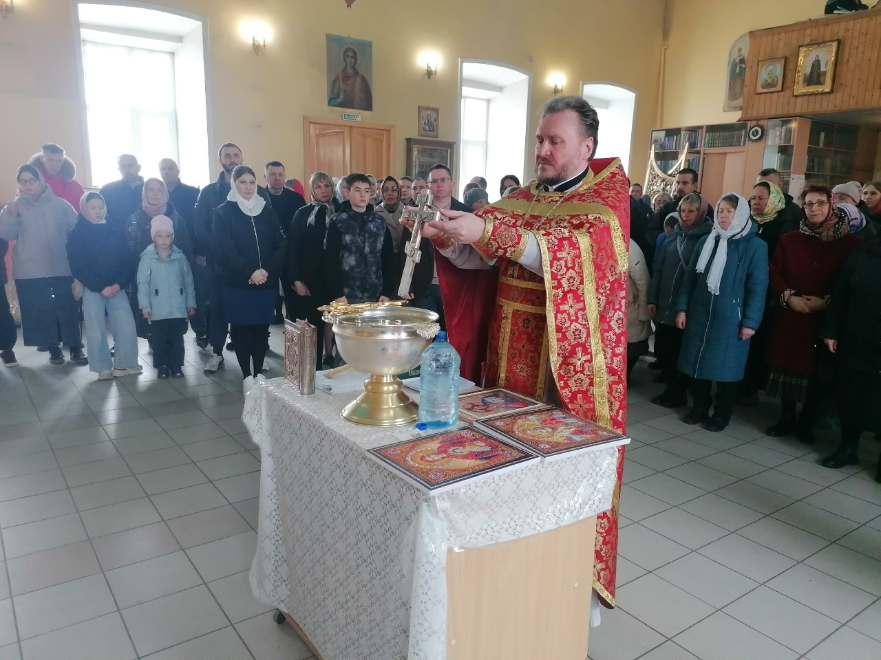 Неделя жен-мироносиц