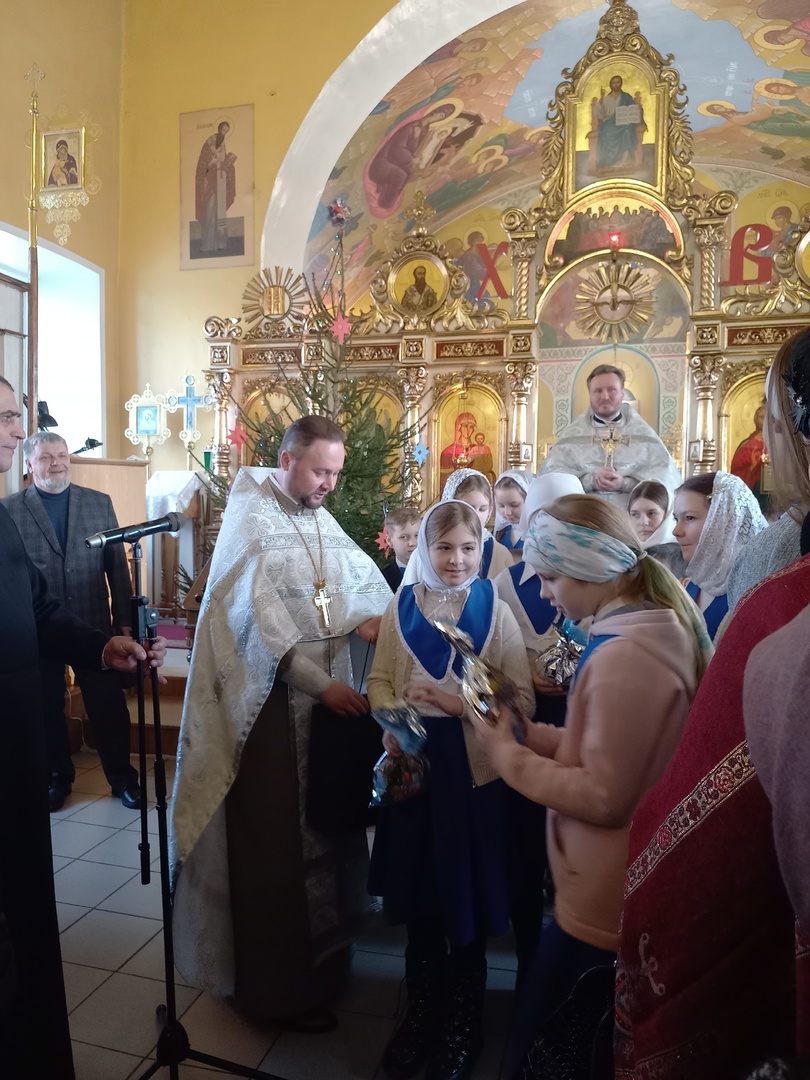 Утренняя Рождественская литургия
