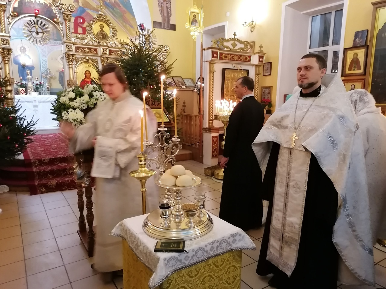 Всенощное бдение в канун Крещения Господня