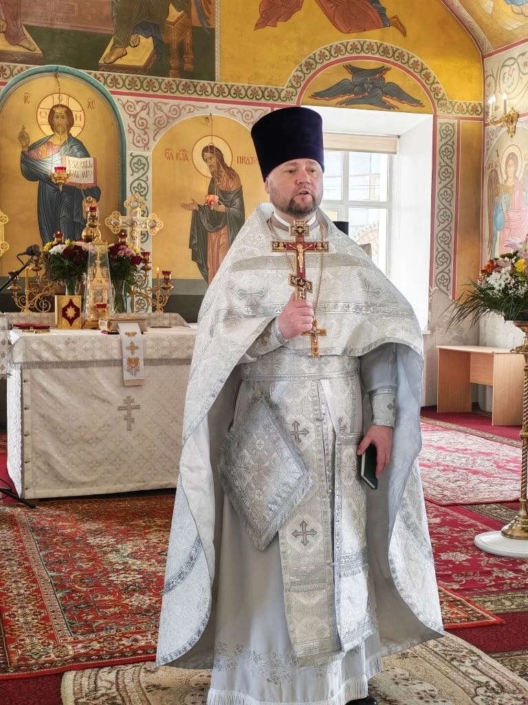 Поздравление с Днём рождения настоятеля протоиерея Александра Филиппова